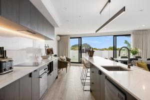 Photo #5 of Belle Mer Beachfront Apartments - Self Serviced in Mount Maunganui, New Zealand
