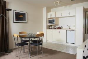 Photo #5 of Oceanside Resort & Twin Towers in Mount Maunganui, New Zealand