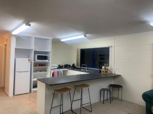 Photo #4 of Seaview House Unit 2A in Tutukaka, New Zealand