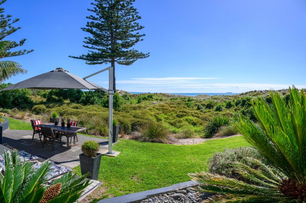 Photo of Absolute Beach in Mount Maunganui, New Zealand