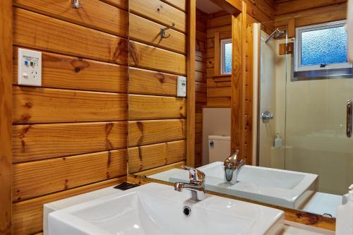 Photo #3 of Panorama Motel in Kaikōura, New Zealand