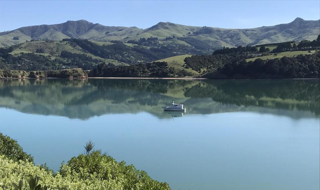 Photo of Takamatua Holiday Home in Takamatua, New Zealand