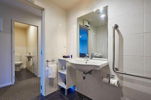 Photo #3 of Kaikoura Luxury Apartments - Formerly Waves Luxury Apartments in Kaikōura, New Zealand