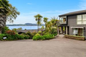 Photo #6 of Koura Lodge in Rotorua, New Zealand