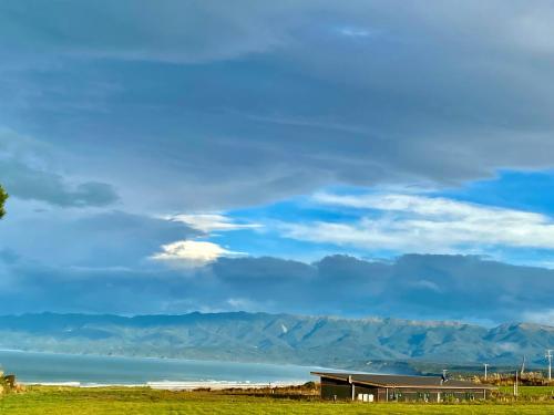 Photo #3 of “The Cliffs” Humpridge View Motels in Tuatapere, New Zealand