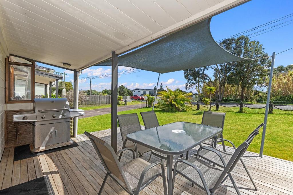 Photo #1 of Bream Bay Sands - Ruakaka Holiday Home in Ruakākā, New Zealand