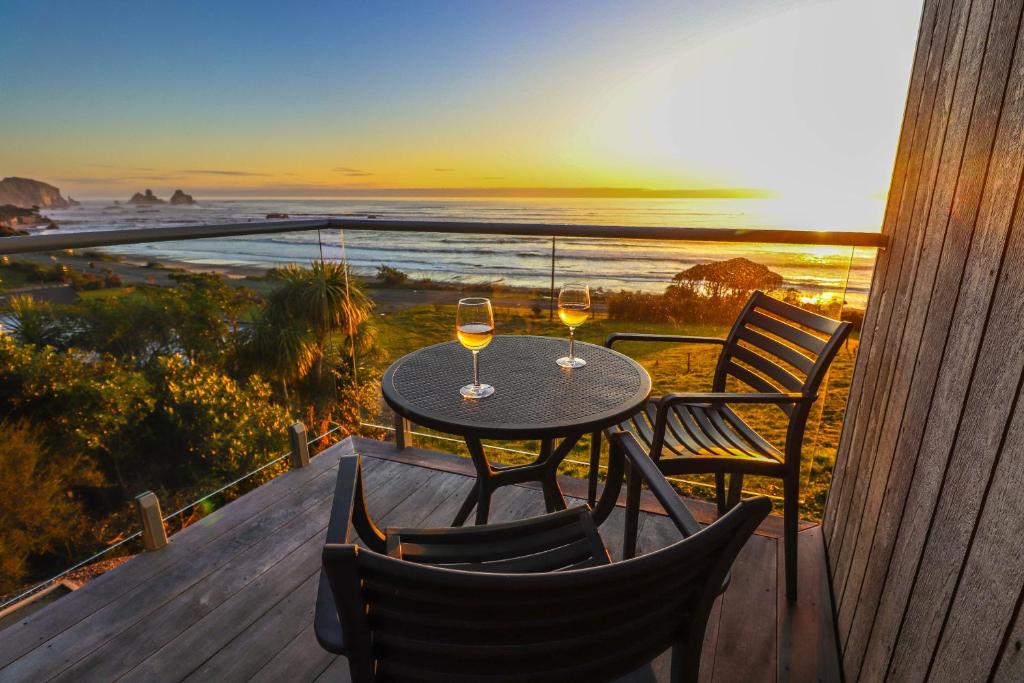 Photo of View With A Room NZ - Boutique Beachfront Accommodation on the Great Coast Road in Barrytown, New Zealand