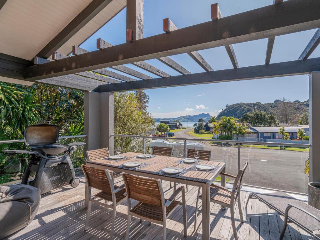 Photo of Flaxmill Treasure - Cooks Beach Holiday Home in Cooks Beach, New Zealand