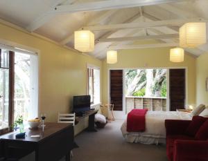 Photo #5 of Ohiwa Seascape Studios in Waiotahe, New Zealand