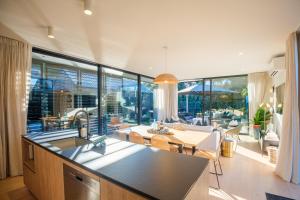 Photo #4 of Waiata Beach House - Onetangi in Auckland, New Zealand