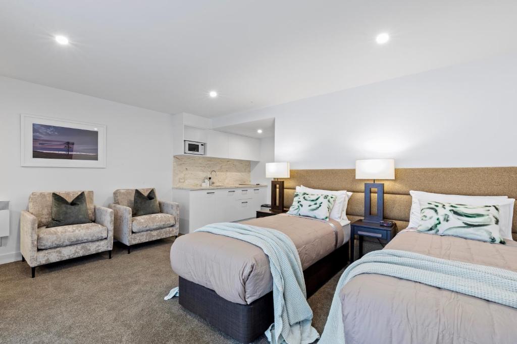 Photo #1 of Queenstown House Lakeside in Queenstown, New Zealand
