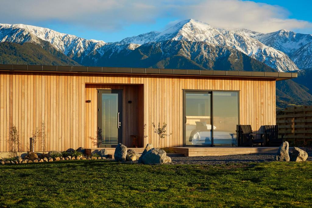 Photo #1 of Glenburn Coastal Retreat in Hapuku, New Zealand