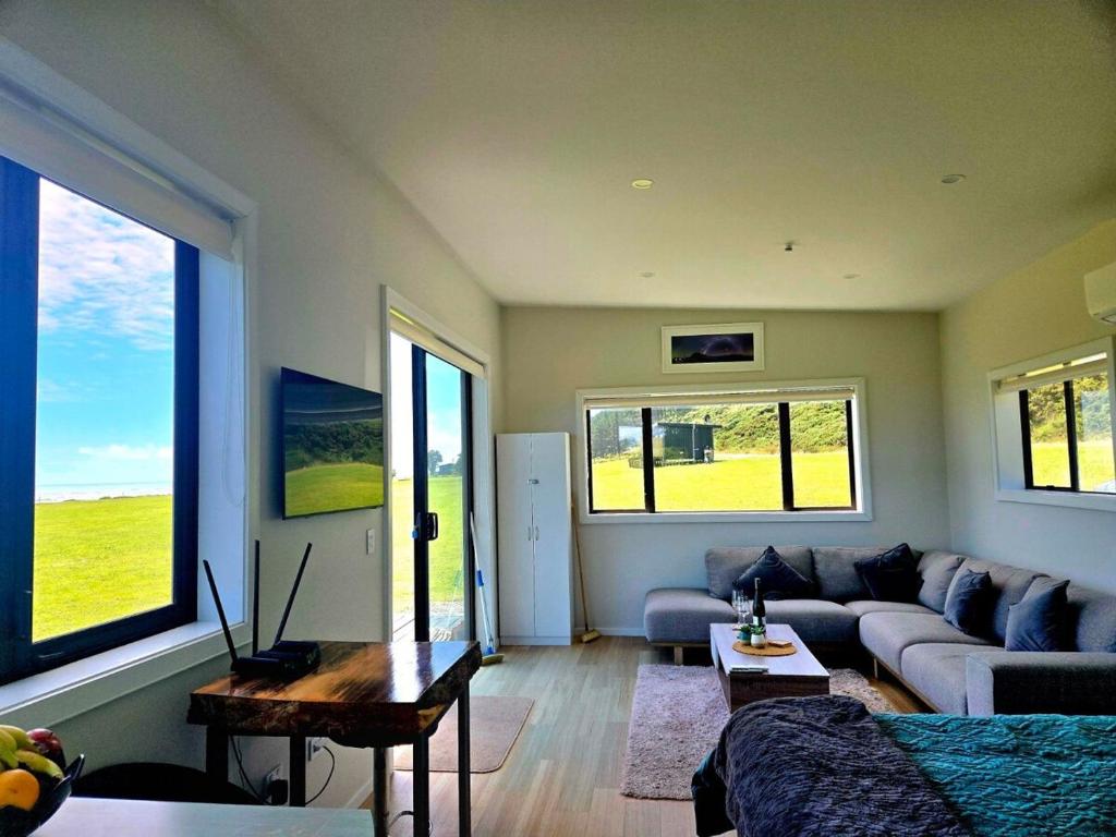 Photo of Tiny House 1 close to beach in Katikati, New Zealand