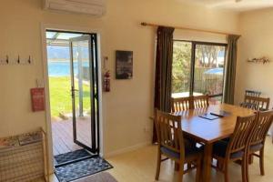 Photo #5 of Waterfront Retreat in Collingwood in Collingwood, New Zealand