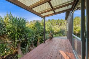 Photo #5 of Seascape Cottage - Mahinepua Bay Clifftop Retreat in Russell, New Zealand