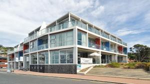 Photo #6 of Hotel St Clair in Dunedin, New Zealand