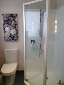Photo #6 of Beach Side B & B in Auckland, New Zealand