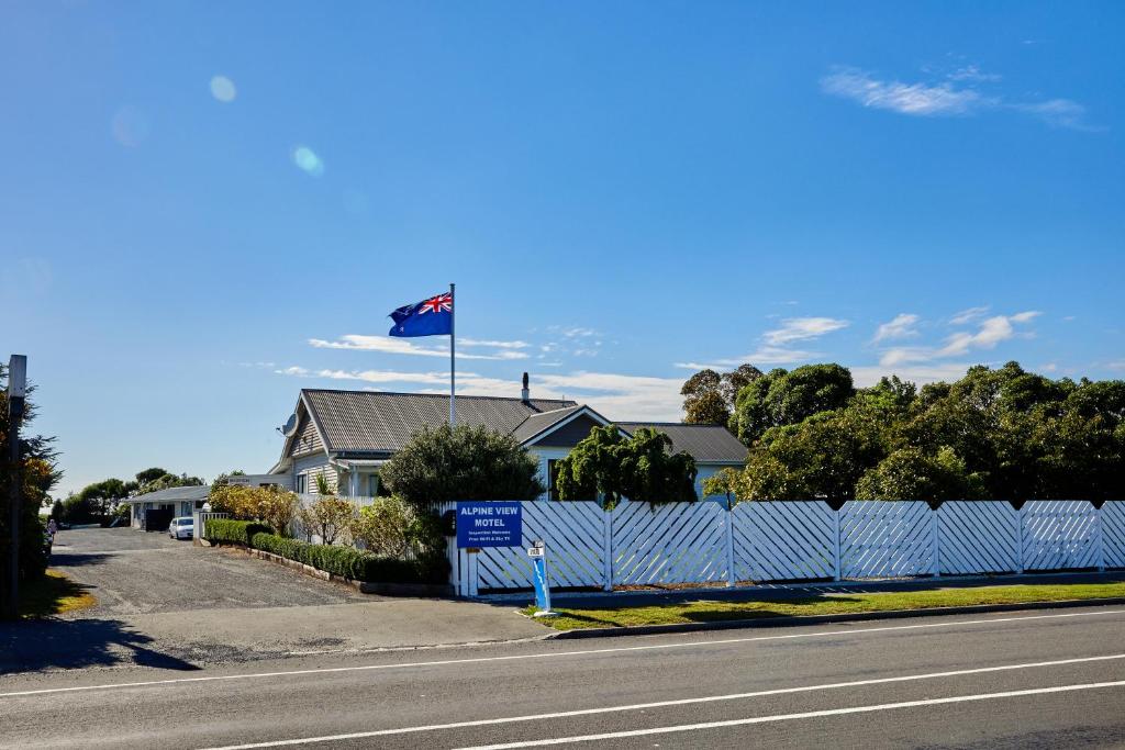 Photo #1 of Alpine View Motel in Kaikōura, New Zealand
