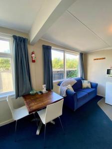 Photo #5 of Sea View Motel - Unit 4 in Kaikōura, New Zealand