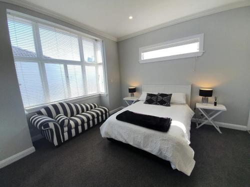 Photo #2 of Tauranga - Big, beautiful Villa on the water! in Tauranga, New Zealand