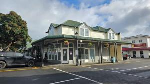 Photo #2 of Russell Wharf House - York Street Apartment in Russell, New Zealand