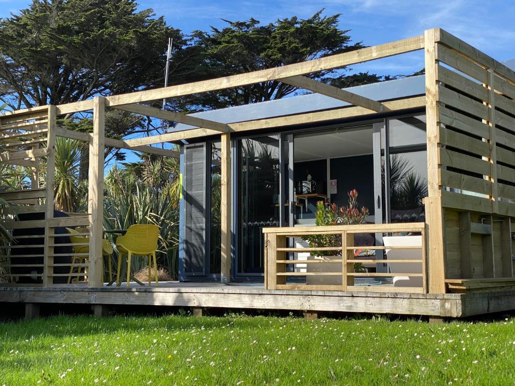 Photo of Ross Beach TOP10 Holiday Park in Ross, New Zealand