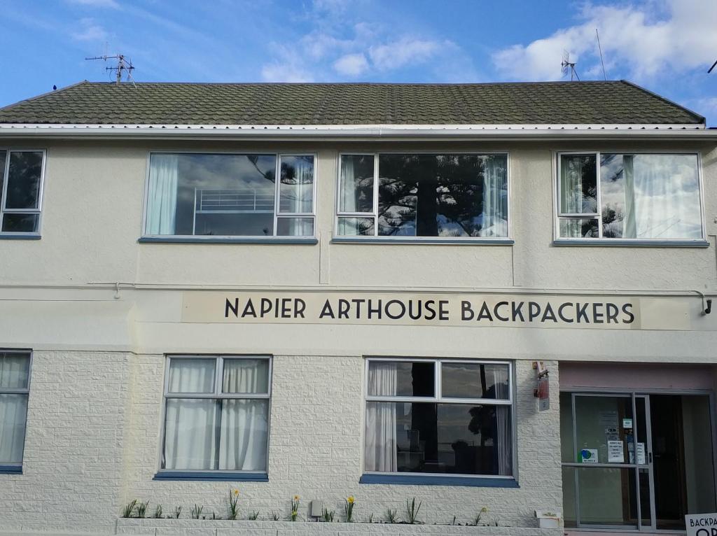 Photo #1 of Napier Art House Backpackers in Napier, New Zealand