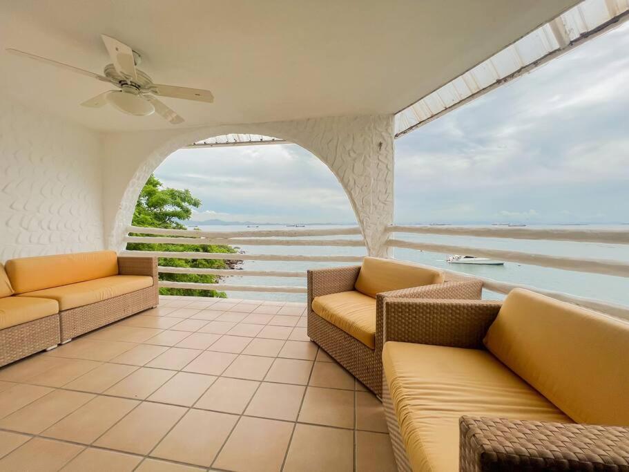 Photo of Live an adventure in Taboga 1 in Panama, Panama
