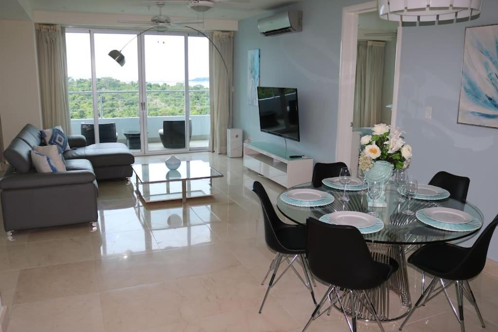Photo of 18G Luxury Oceanview with Roof Top Pool in Arraiján, Panama