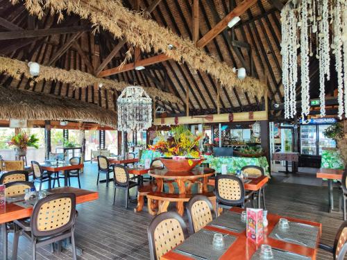 Photo #3 of Hotel Kaveka in Maharepa, French Polynesia