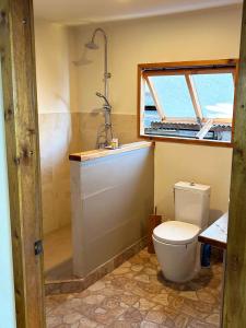 Photo #4 of Vaima Waterfront Bungalow in Huahine, French Polynesia