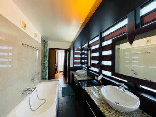 Photo #3 of Coral suite vue sur mer in Arue, French Polynesia