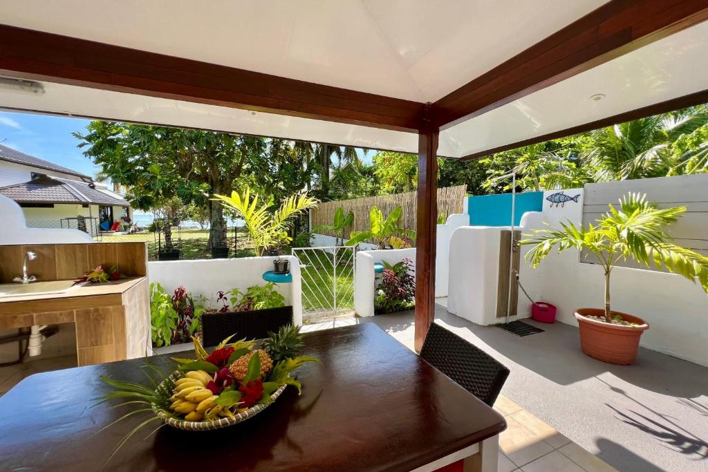 Photo #1 of Fare Tokatea - Charming Studio w Excl Beach Access in Moorea, French Polynesia