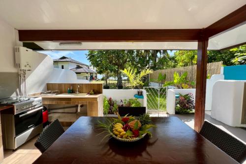 Photo #2 of Fare Tokatea - Charming Studio w Excl Beach Access in Moorea, French Polynesia