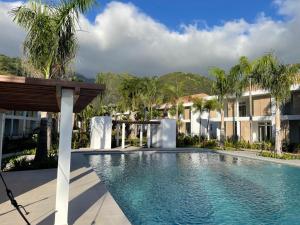 Photo #4 of Tahiti Chalala in Pā ea, French Polynesia