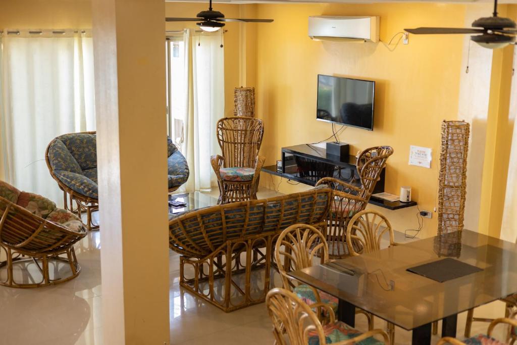 Photo of Amami Beachfront Villa with Private Beach in Puerto Galera, Philippines