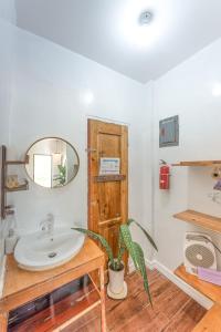 Photo #4 of YAMA APARTMENTS - Private Beachfront in General Luna, Philippines