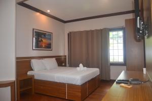 Photo #5 of Robinland Vacation Home in Badian, Philippines