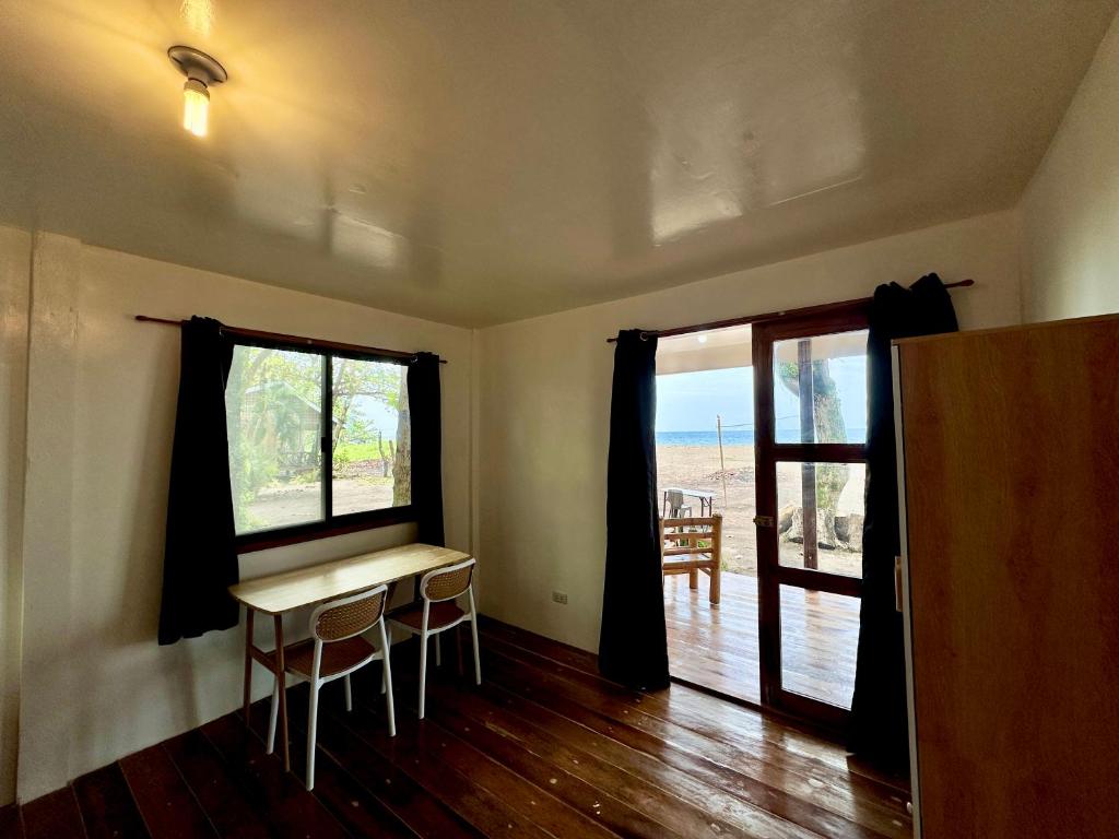 Photo of Playa del Fuego Camiguin Beach Hostel & Resort in Mambajao, Philippines