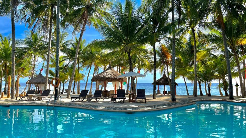 Photo #1 of Coco Grove Beach Resort, Siquijor Island in San Juan, Philippines