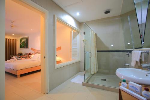 Photo #3 of Wild Orchid Beach Resort in Olongapo City, Philippines