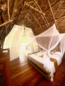 Photo #4 of Dosplaya Ecocamp in El Nido, Philippines