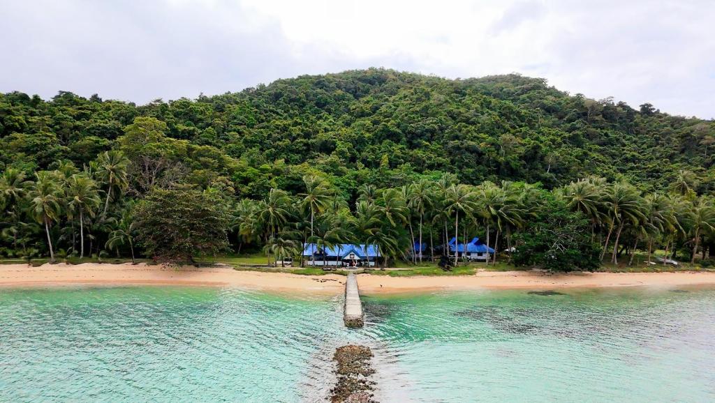 Photo #1 of DK2 Resort - Hidden Natural Beach Spot - Direct Tours & Fast Internet in Taytay, Philippines