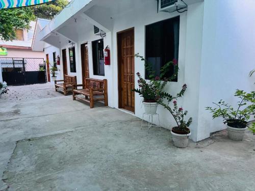 Photo #2 of GJE's LODGE AND GUEST HOUSE in Moalboal, Philippines