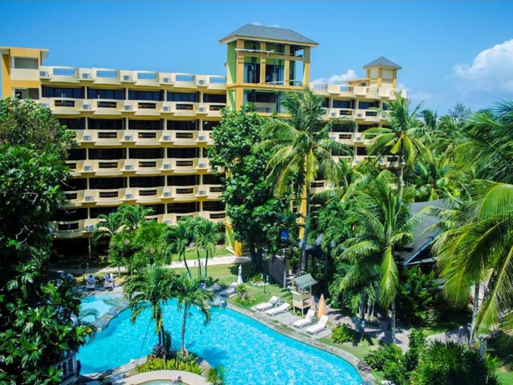 Photo of Paradise Garden Hotel and Convention Center Boracay Powered by ASTON in Malay, Philippines