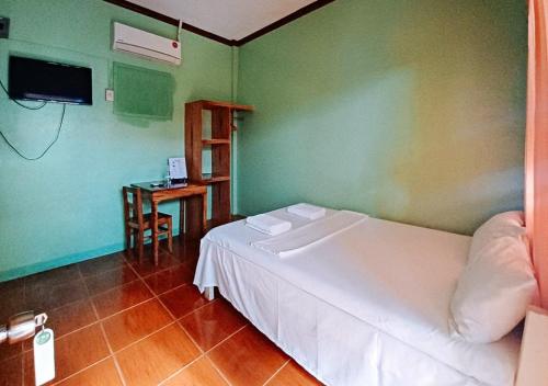 Photo #3 of RedDoorz at July's Haven Seaside Pension Camiguin in Mambajao, Philippines