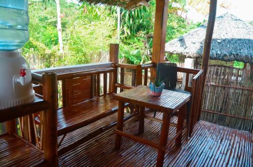 Photo #3 of Titanic's Nipa Hut in Moalboal, Philippines