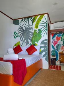 Photo #4 of Orange Pearl Beach Resort in El Nido, Philippines