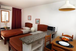 Photo #4 of Edificio Albufeira Apartamentos A. Local - Albuturismo Lda in Albufeira, Portugal