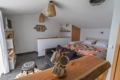 Photo #2 of maktub sunset cottage in Paúl do Mar, Portugal